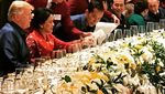 Potret Iriana Jokowi Saat Menenteng Minuman dan Makan Bareng Donald Trump