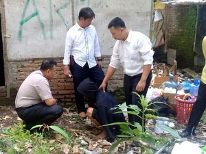 Polisi Tangkap 4 Pelaku Miras Oplosan di Sukabumi