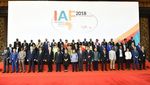 Foto: Pesona Retno Marsudi dengan Pakaian Khas Afrika