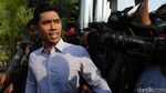 Suami Dian Sastro Diperiksa 6 Jam di KPK