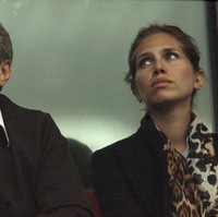 Di pernikahan sebelumnya Roman menikah dengan Irina. Perceraiannya dengan Irina disebut sebagai perceraian termahal di dunia. Roman memberikan harta gono-gini untuk mantan istrinya itu sebesar US$ 247 juta atau sekitar Rp 3,3 triliun.  Foto: Getty Images