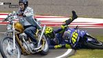 Meme Lucu Jokowi dengan Motor Chopper di Arena MotoGP