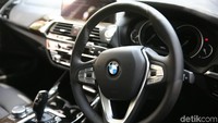 Beginilah tampilan interior mewah dari BMW X3.