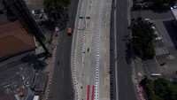 Underpass Mampang-Kuningan diuji coba sejak pagi tadi, Rabu (11/4/2018). Underpass ini menjadi obat untuk kemacetan horor Mampang menuju Kuningan setiap harinya