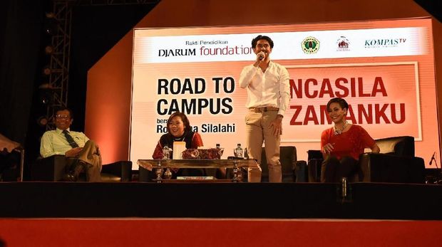 Reza Rahadian Bicara soal Keanekaragaman