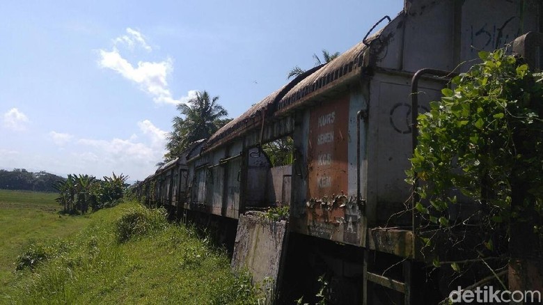 Jadi Tempat Mesum, Gerbong Mangkrak di Purworejo Dikeluhkan Warga Jadi Tempat Mesum, Gerbong Mangkrak di Purworejo Dikeluhkan Warga