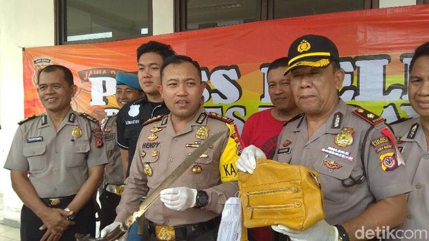 Penjambret Guru SMP di Karawang Hingga Tewas Tukang Potong Ayam