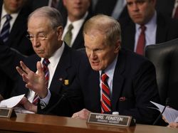 Aksi Zuckerberg Duel dengan DPR AS