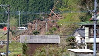 Penyebab longsor belum diketahui pasti. Observatorium Meteorologi setempat mencatat tidak ada curah hujan 0,5 mm atau lebih di lokasi longsor dalam 24 jam terakhir. (Foto: Dok. The Mainichi)