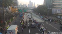 Terdengar pengumuman melalui pengeras suara yang memberitahu pengguna jalan bahwa underpass sudah dapat dilewati (Foto: Samsudhuha Wildansyah/detikcom)