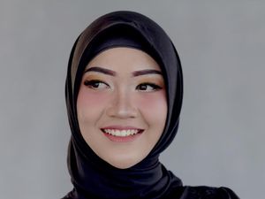 Berbagi Kisah Hari Pertamamu Berhijab dan Menangkan Hadiah Voucher Belanja