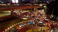 Underpass tersebut mengurangi kemacetan yang cukup signifikan.