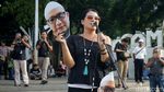 Setahun Digantung, Pendukung Novel Gelar Aksi di Istana