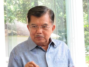 Ikut Gugat Syarat Cawapres, Manuver Politik JK Dinilai Salah Alamat