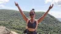 Untungnya, dengan banyak pekerjaan dan pengendalian diri, Lissette berhasil keluar dari utang kartu kredit dan mulai hidup sederhana. Foto: dok. Lissette Calveiro