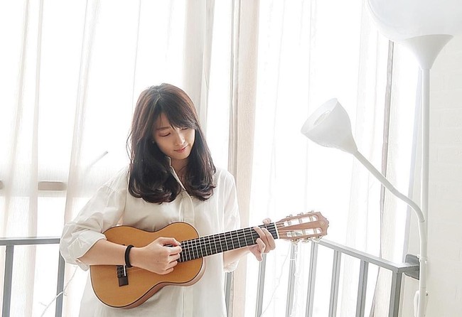 Wanita yang juga keturunan Tionghoa ini pernah mengeluarkan single dangdut dengan nuansa pop. Foto: Instagram