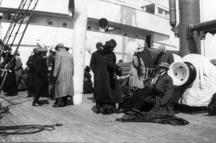 Titanic yang tenggelam 1912 / penumpang