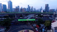 Namun, lalu lintas tersendat dari arah Mampang ke Semanggi.