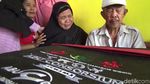 Foto: Tukang Becak  Tuna Aksara Ini Tertipu Abu Tours