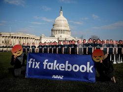 Aksi Zuckerberg Duel dengan DPR AS