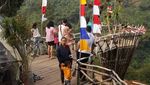 Yang Mau ke Bandung, Bisa Mampir ke Kafe Berundak di Lereng Gunung Ini