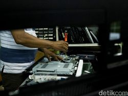 Melihat Dokter Laptop Beraksi