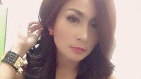 Tiara Ayu Fauziah jadi sorotan karena menabrak pengendara ojek online hingga patah kakinya.  Foto: Dok. Googleplus