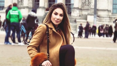 Intip Liburannya Larissa Pereira, Si Istri Cantik Firmino