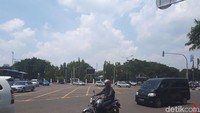 Tiara dijerat Pasal 310 ayat (3) UU Nomor 22 Tahun 2009 tentang Lalu Lintas dan Angkutan Jalan, dengan ancaman pidana penjara 5 tahun dan/atau denda Rp 10 juta.