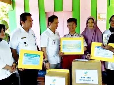 Momen Bocah yang Curhat ke Jokowi Dapatkan Kaki Palsu