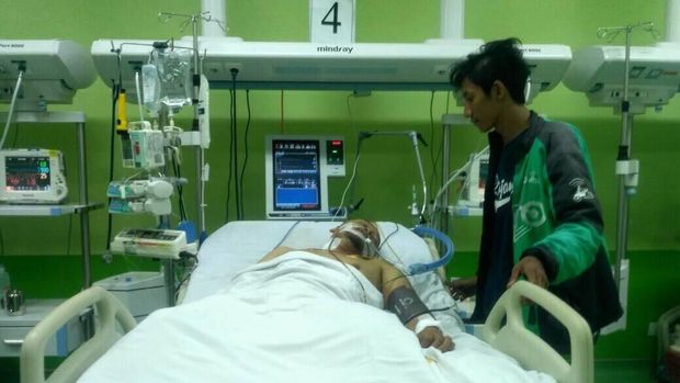 Irfani, driver ojol yang ditabrak model Tiara Ayu Fauzyah / 