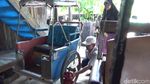 Foto: Tukang Becak  Tuna Aksara Ini Tertipu Abu Tours