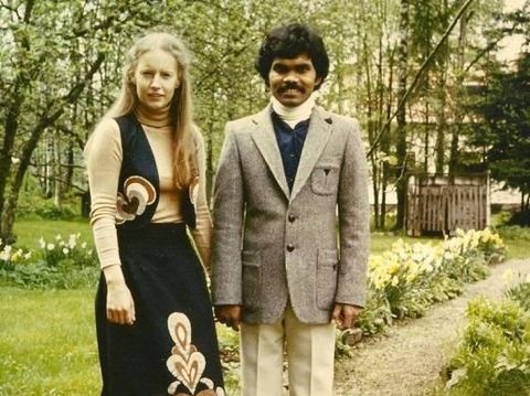 Pradyumna Kumar dan Charlotte
