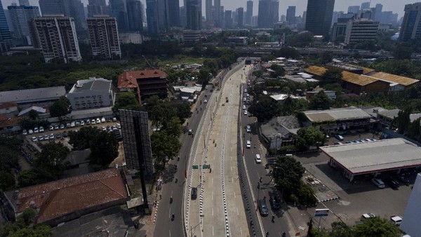 Penampakan Lancarnya Underpass Mampang dari Ketinggian