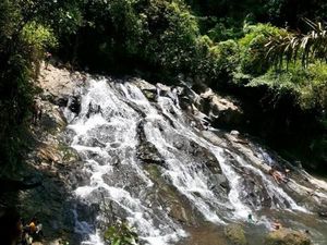 Celebrity on Vacation: Air Terjun Goa Rang Reng Bali
