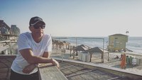 Adapun tempat yang pernah dikunjunginya selain Belgia, seperti Hollywood, Alabama, Palestina, Thailand, dan Paris. (jcvd/ Instagram)