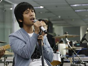 Lirik dan Chord Diam Tanpa Kata oleh dMasiv