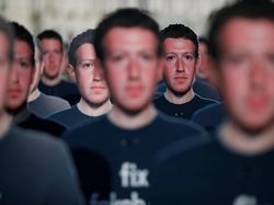 Aksi Zuckerberg Duel dengan DPR AS