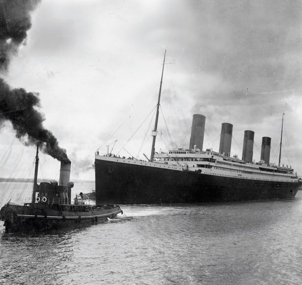 Titanic yang tenggelam 1912