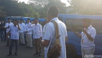 Mereka akan menghadiri Rakornas Gerindra yang digelar secara tertutup di rumah Prabowo. (Foto: Tsarina Maharina/detikcom)