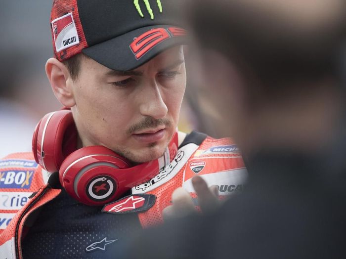 Masa depan Jorge Lorenzo di Ducati masih tanda tanya. (Foto: Mirco Lazzari gp/Getty Images) Masa depan Jorge Lorenzo di Ducati masih tanda tanya. (Foto: Mirco Lazzari gp/Getty Images)