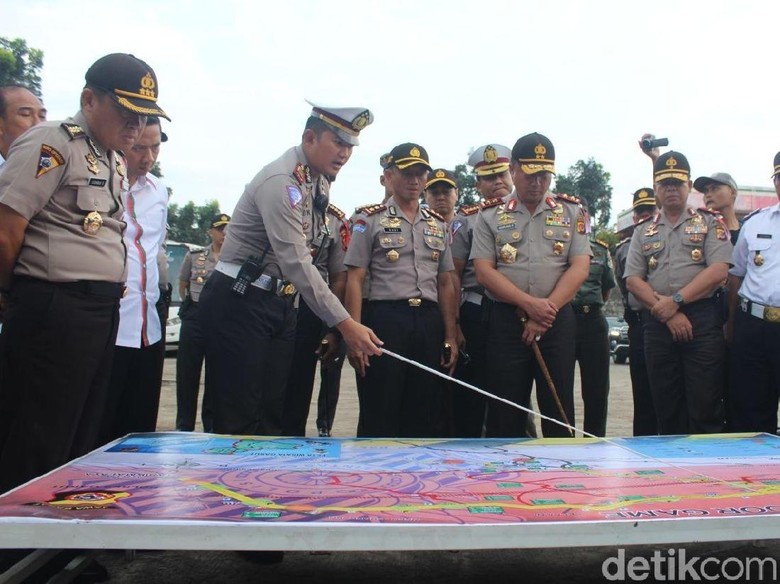 Penerangan Jalur Mudik Lebaran di Selatan Masih Minim Penerangan Jalur Mudik Lebaran di Selatan Masih Minim