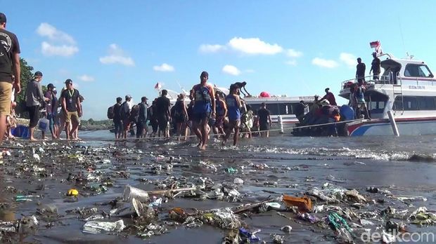 Sampah ini menganggu pariwisata Bali