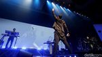 Batik dan Ucapan Kecintaan The Script Atas Indonesia