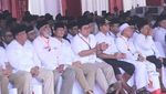 Foto: Momen Anies Diajak Berkuda Bareng Prabowo