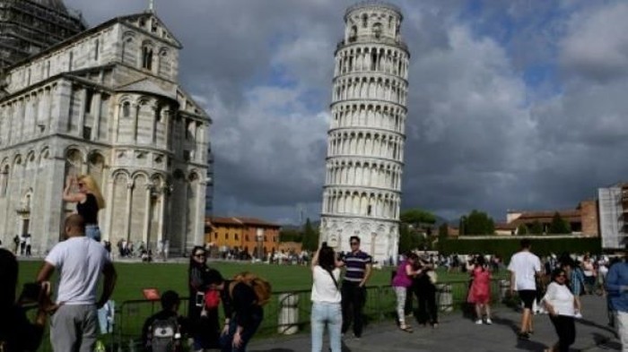 Menara miring pisa / roma / italia