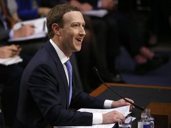 Aksi Zuckerberg Duel dengan DPR AS