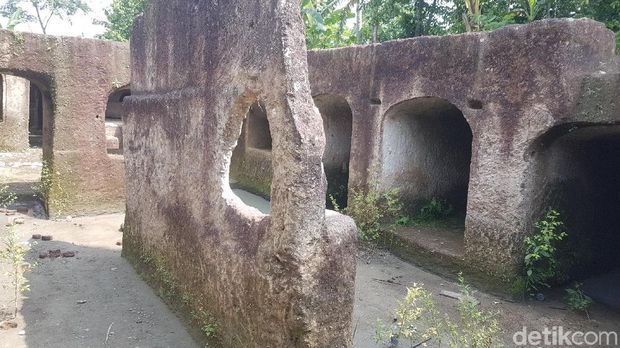 Bunker ini terinspirasi dari Wali Songo