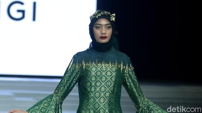 Foto: 12 Koleksi Terbaru Dian Pelangi Terinspirasi Tumbuhan
