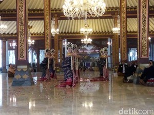 Raja Keraton Surakarta Gelar Tingalan Dalem Jumenengan Ke-14